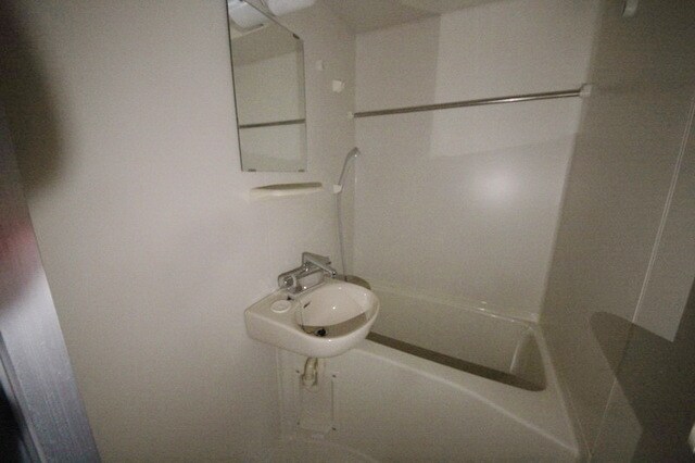 レオパレスレコルテ松ヶ枝の物件内観写真