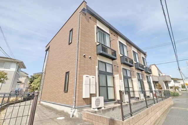 レオパレス杉山IIの物件外観写真