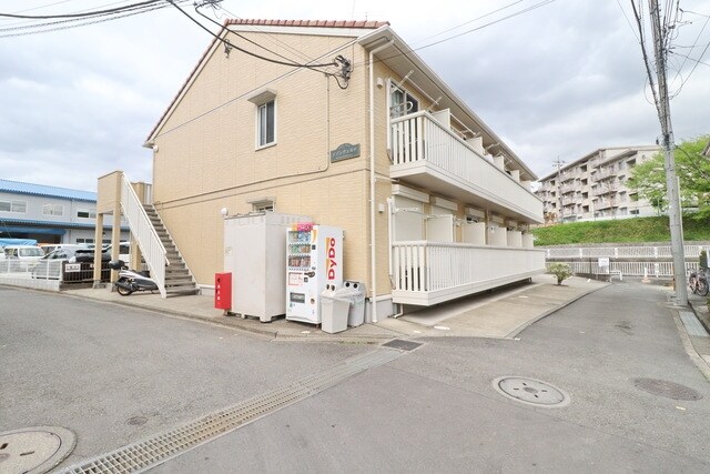 メゾンヴェルデの物件外観写真