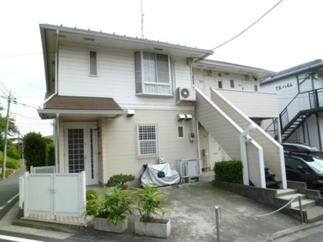 ファミール飯島の物件外観写真