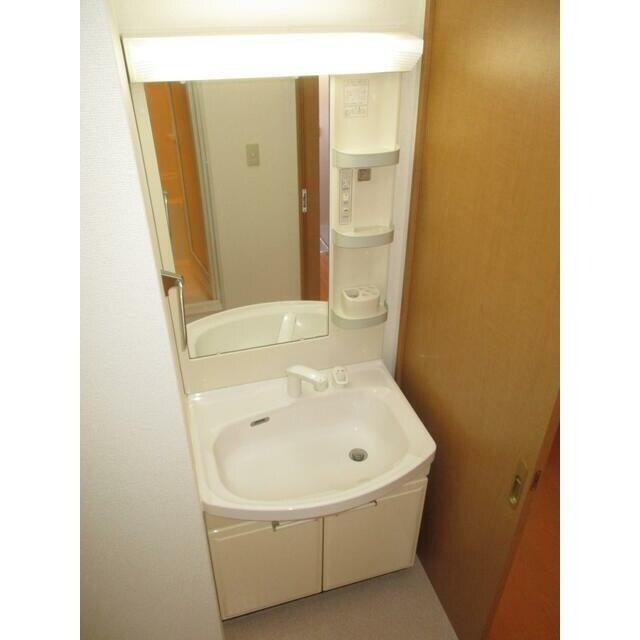 ルミエール鷺沼の物件内観写真