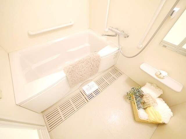 オクトス市ヶ尾5号棟の物件内観写真