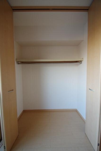 グランディールナギサワの物件内観写真