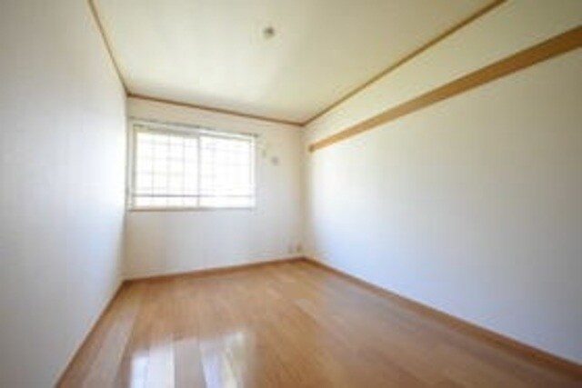 ラシーヌ弐番館の物件内観写真