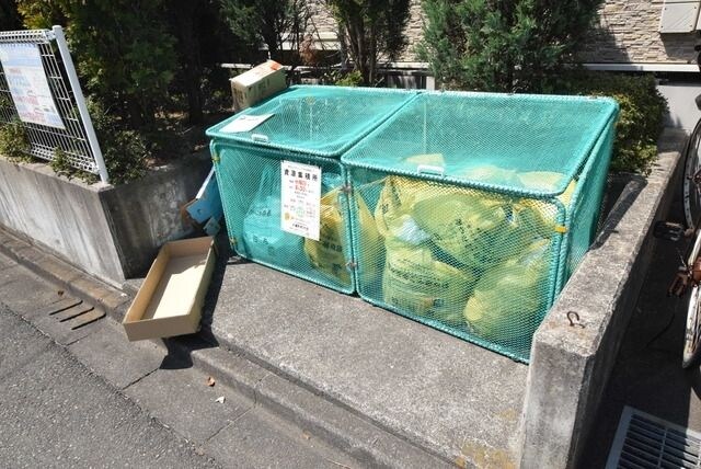 ラシーヌ弐番館の物件内観写真