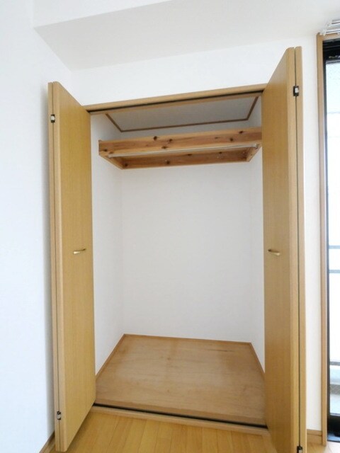 Castle　Sky・Eの物件内観写真