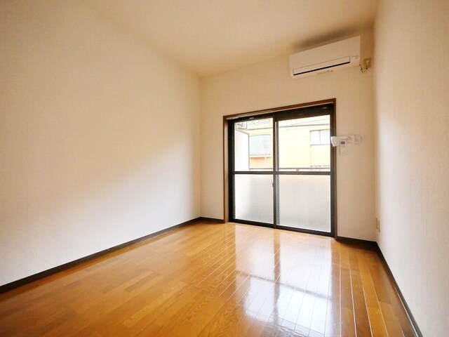 ルシアン多摩の物件内観写真