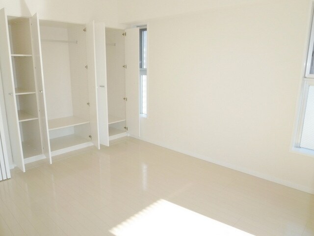 ドゥーエつつじヶ丘の物件内観写真