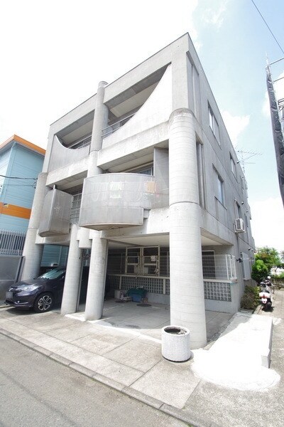 ロックシャインの物件外観写真