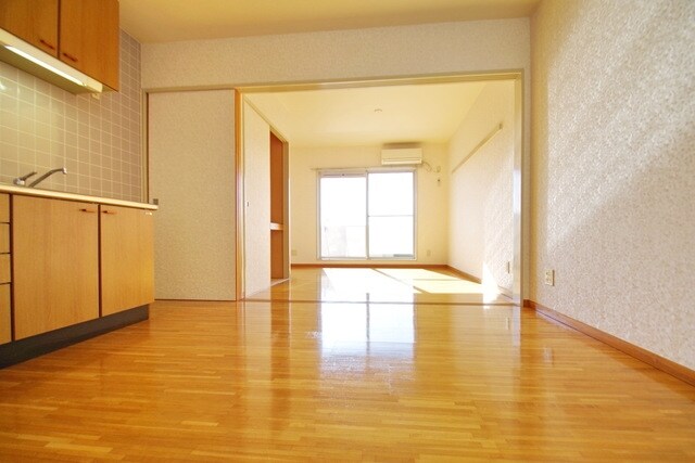 バードタウン８番館の物件内観写真