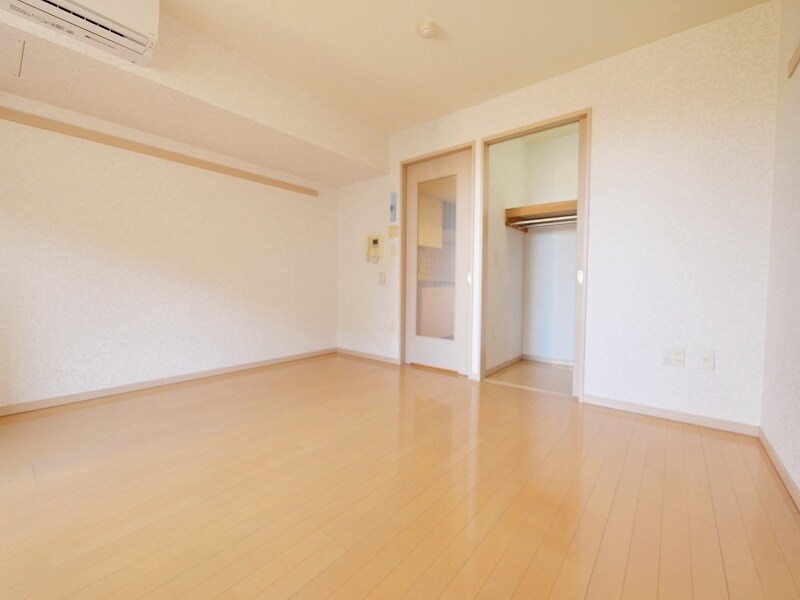 ロイヤルパーク多摩川２番館の物件内観写真