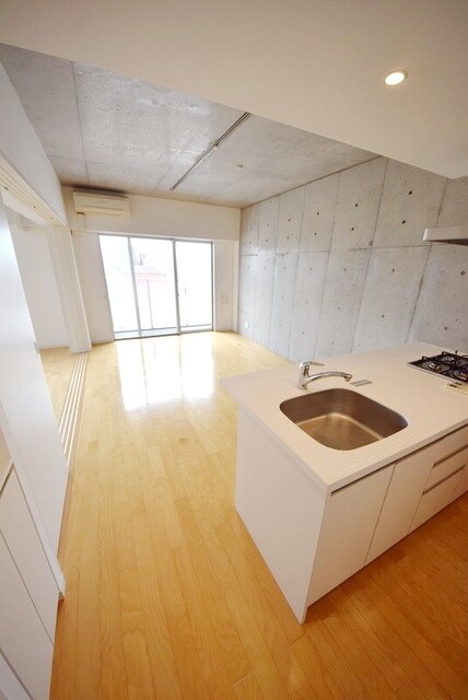 ラティエラ成城学園前の物件内観写真