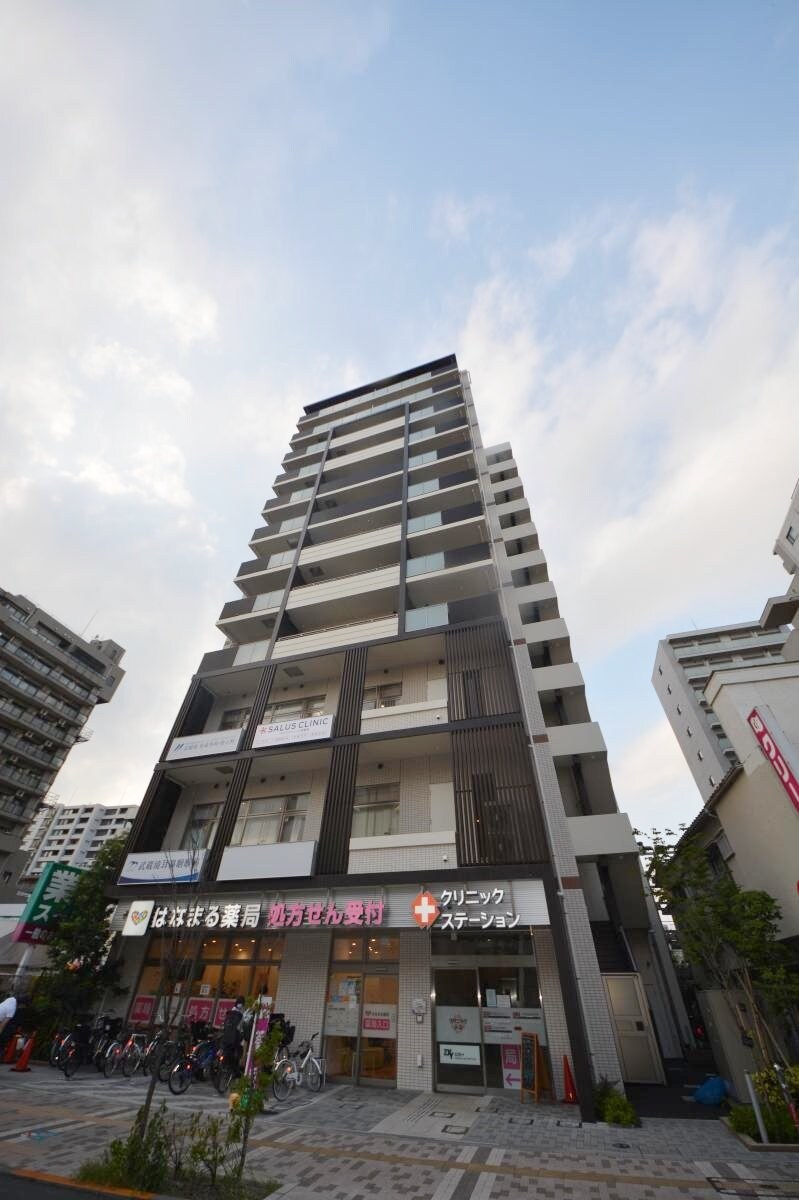 グランシャルール武蔵境の物件外観写真