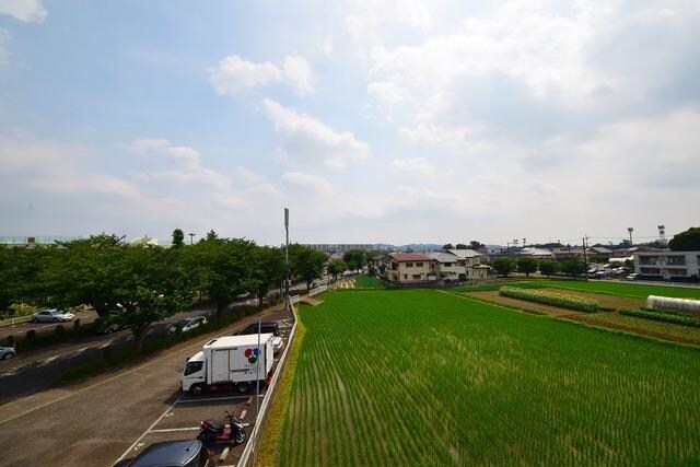 アムールシャンテ是政の物件内観写真