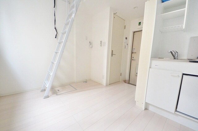 リヴィエール明大前の物件内観写真