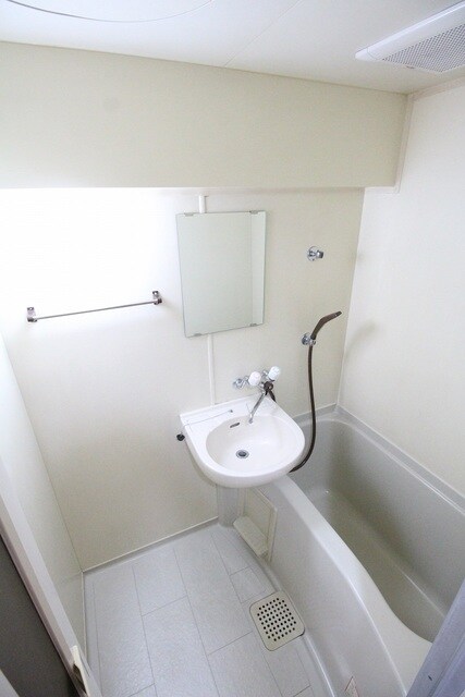 ジュネス桜ヶ丘の物件内観写真