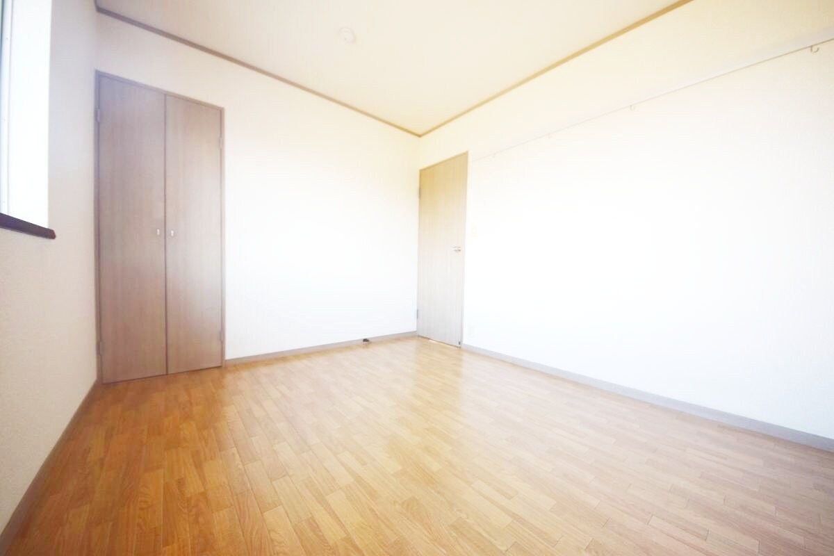 ブリージングタウン百草園の物件内観写真