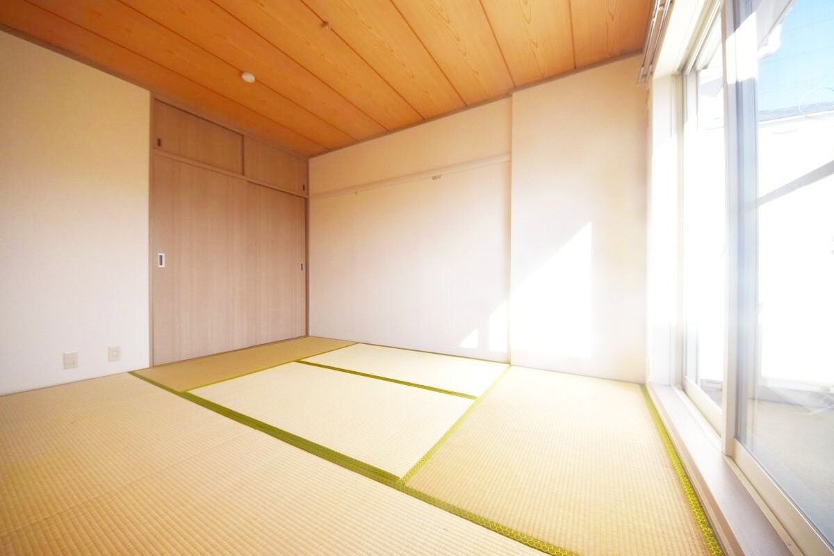 ブリージングタウン百草園の物件内観写真