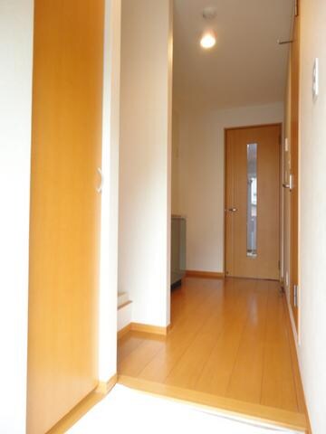 ヴィクトリー・ヴィラの物件内観写真