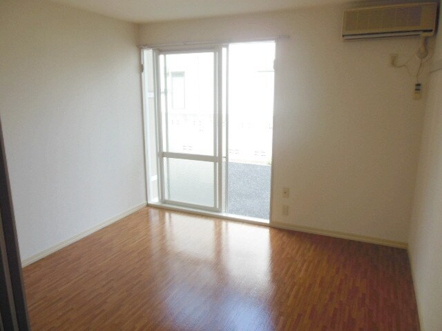 シャンポール・トヨの物件内観写真