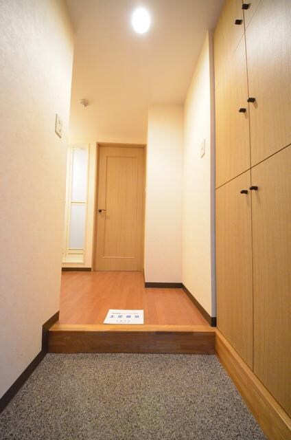 フォーリアの物件内観写真