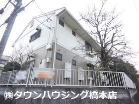 ヴィラ栗本Ａの物件外観写真