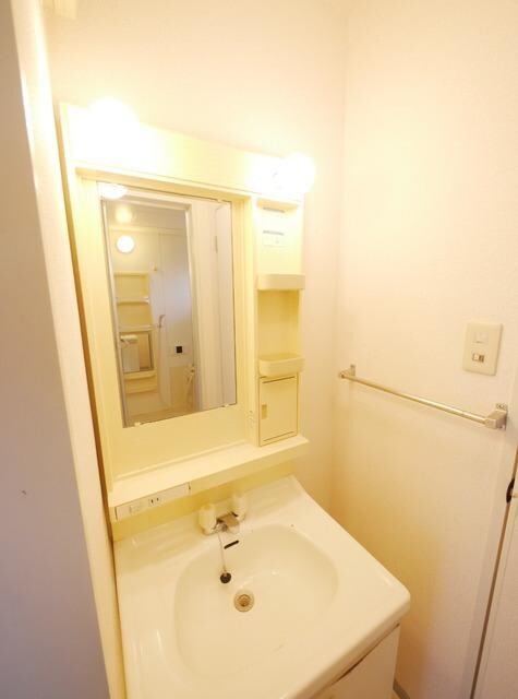 ヴィラ栗本Ａの物件内観写真