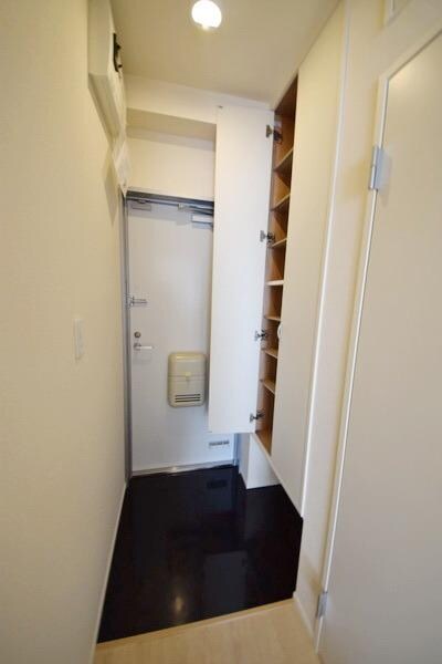 レオネクストレーヴの物件内観写真