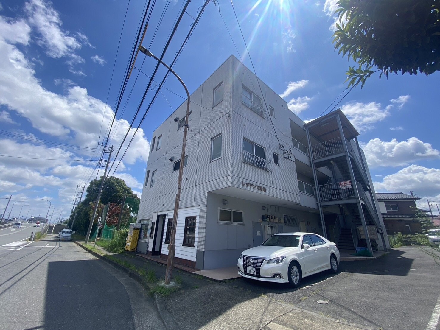 レヂデンス馬場の物件外観写真