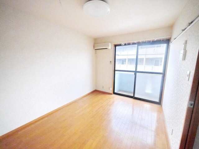 ジュネスIの物件内観写真