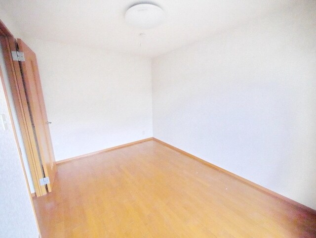 ジュネスIの物件内観写真