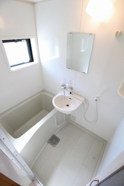 ジュネスIの物件内観写真