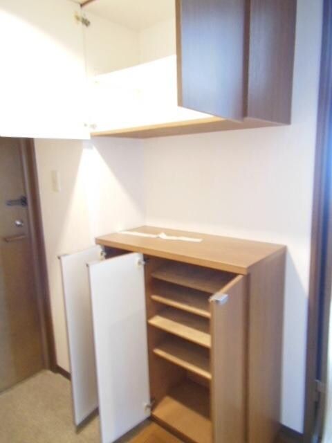 トライアーバンめじろ台の物件内観写真