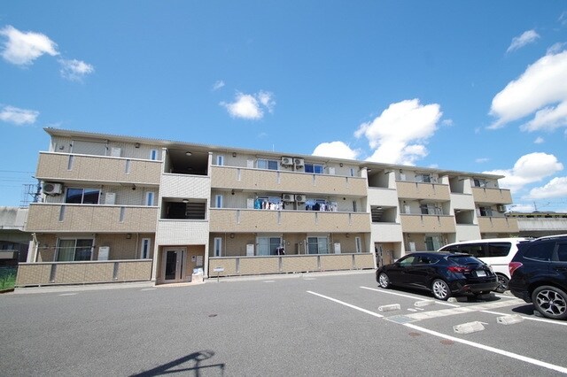 ラ・テールドゥ　の物件内観写真