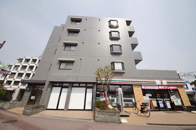 ニューリバーコートの物件内観写真