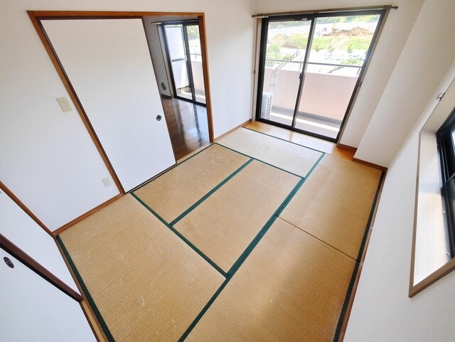 ステータスヒル寿岳の物件内観写真