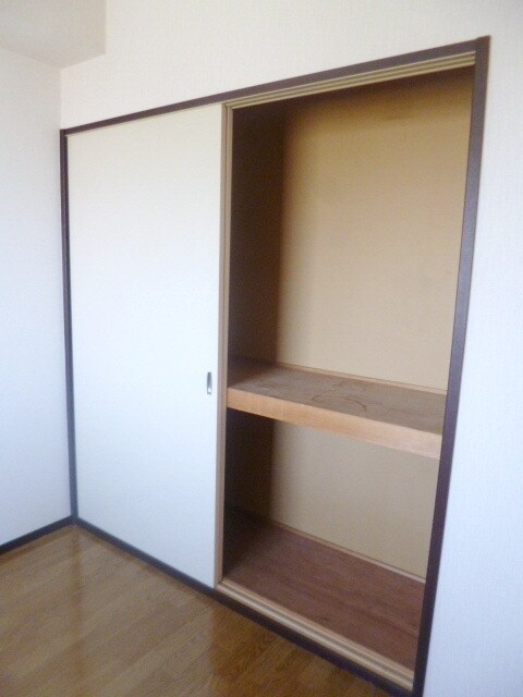 セントラルパディの物件内観写真