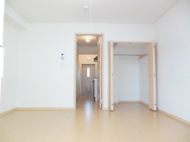 カトゥルセゾンの物件内観写真