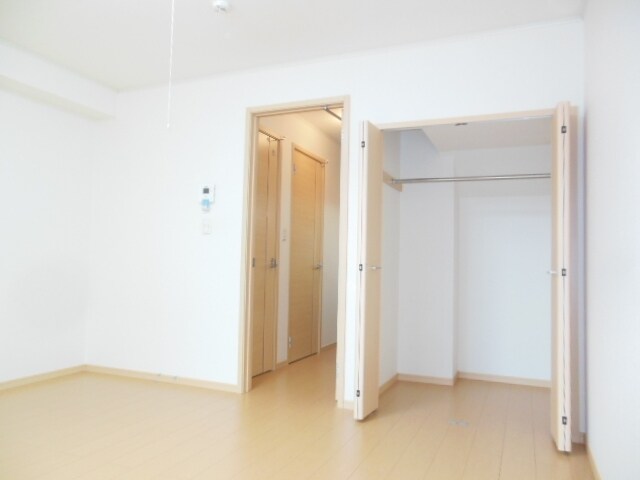 カトゥルセゾンの物件内観写真