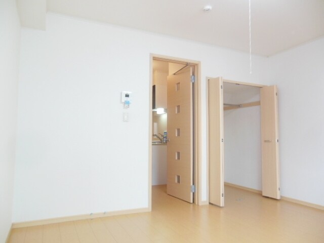 カトゥルセゾンの物件内観写真