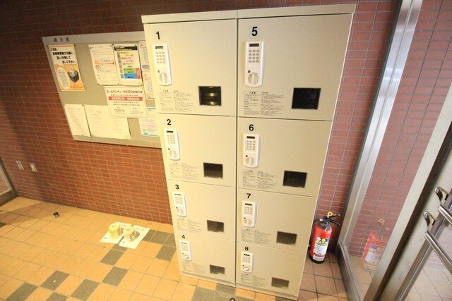 鶴牧ガーデンズの物件内観写真