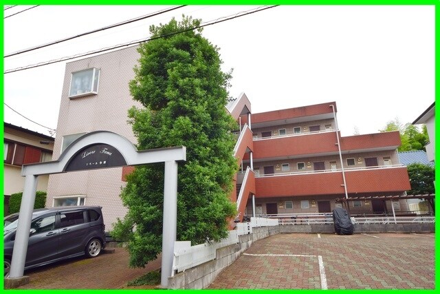 リベール多摩の物件外観写真