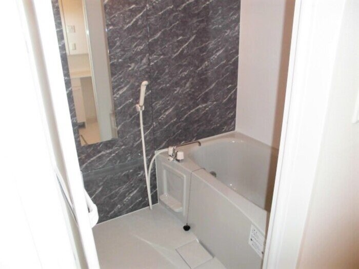 ルナマリア国立Aの物件内観写真