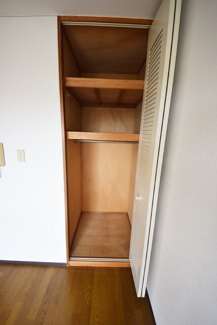 ザ・エンパイアの物件内観写真