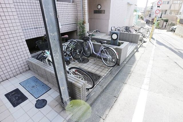 エスタ梅ヶ丘の物件内観写真