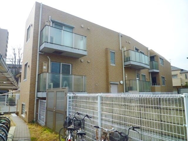 ヴィーダ高井戸の物件外観写真