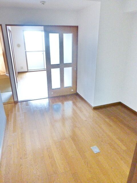 モンレーヴ染地の物件内観写真