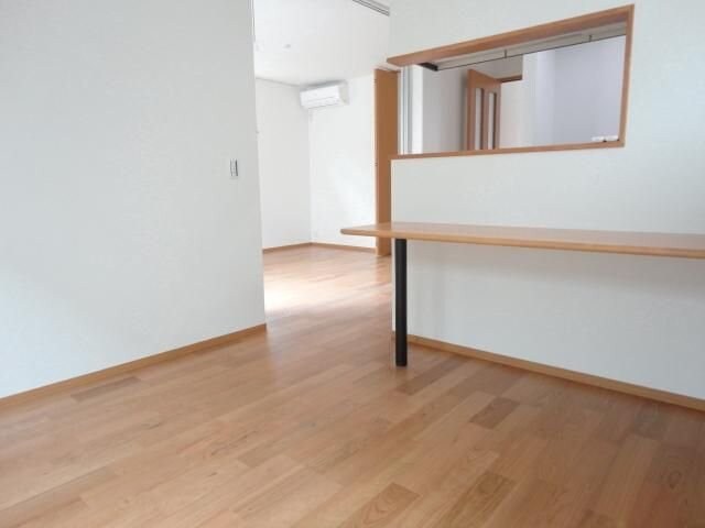 パラディ成城の物件内観写真