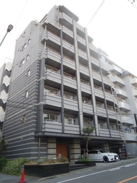 ジェイフラッツ初台の物件外観写真