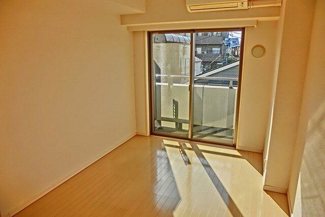 ジェイフラッツ初台の物件内観写真